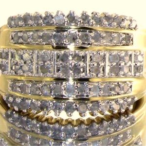 Brilliant 1.00 carat Diamond Dinner Ring!!